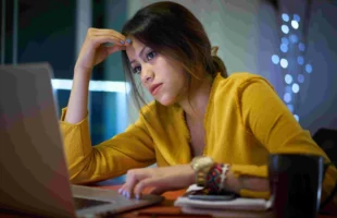 Online vs In-Person Tutoring: Pros and Cons for Grades 1–10