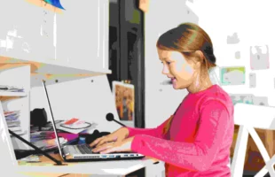 Tutoring Online vs In-Person: Which Option Really Works Best?